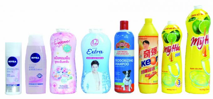 शराब की बोतल समग्र बोतल सिकोड़ें आस्तीन लेबलिंग मशीन उच्च स्थिति सटीकता