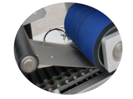 10 ml छोटी बोतल लेबलिंग मशीन सर्टिफिकेट डबल लेयर लेबल स्टीकर के साथ