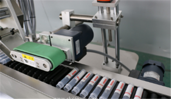 इमदादी मोटर शीशी स्टीकर लेबलिंग मशीन स्वचालित बैठनेवाला Ampoule ट्यूब