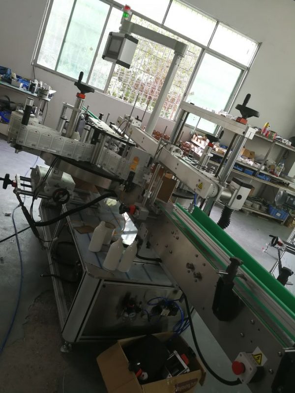 स्व चिपकने वाला स्टीकर लेबलिंग मशीन फ्रंट और बैक साइड, बोतल लेबल एप्लीकेटर