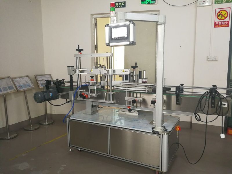 चीन स्व चिपकने वाला सिंगल-साइड स्वचालित लेबलिंग मशीन 380 / 220V 50HZ 2300W आपूर्तिकर्ता